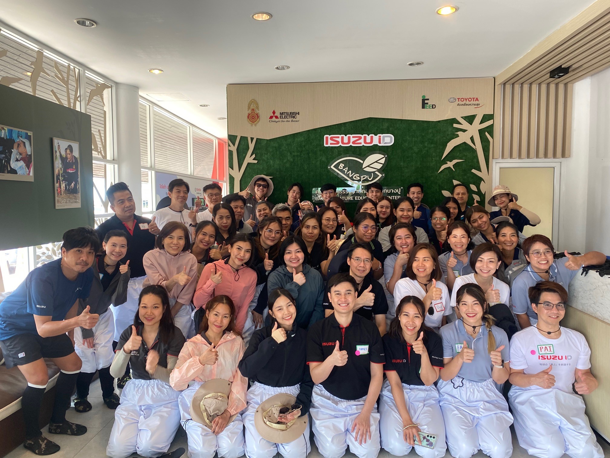 ISUZU Group Thailand unites for planting 1,000 mangrove trees